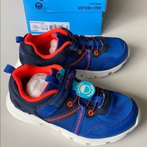 Stride Rite Made2Play washable sneakers